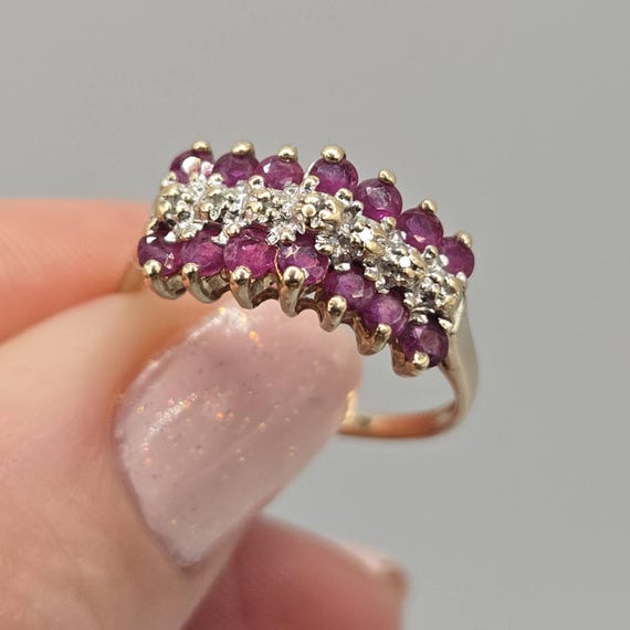 10K Solid Gold Ruby Cluster Ring, Size 8 - image 10