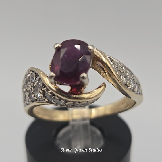 14k Solid Gold Rare Natural Ruby Ring with 24 Dia… - image 12