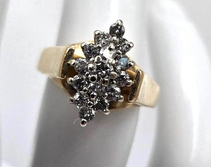 Vintage 14K Gold Ring with .48 Carat Total Weight Diamond Cluster Ring Size 5.25