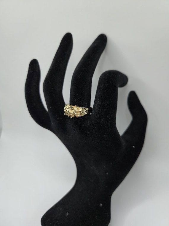 Solid 14K Yellow Gold Nugget-Style Ring – Size 8.… - image 3