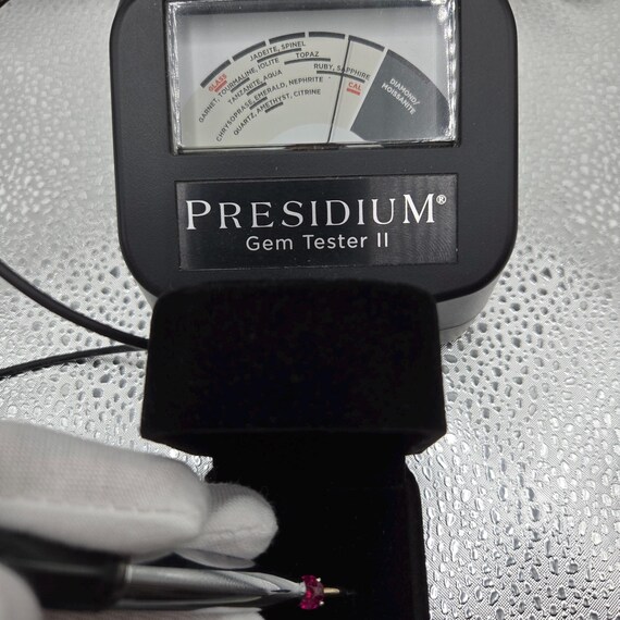 Solid 14K Yellow Gold Ring with Ruby – Size 1.75 - image 7