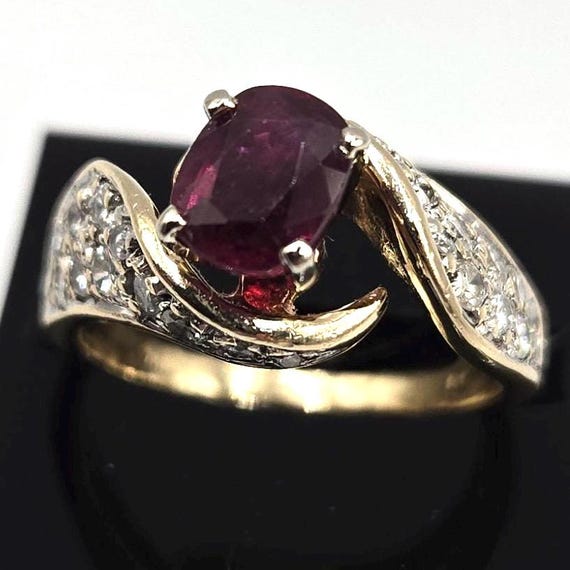 14k Solid Gold Rare Natural Ruby Ring with 24 Dia… - image 1