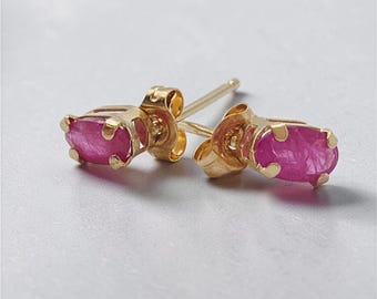 JCM Solid 10K Yellow Gold Oval Cut Natural Ruby Stud Earrings