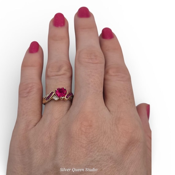 10K Solid Gold Heart Cut Ruby Ring, Pink Sapphire… - image 5