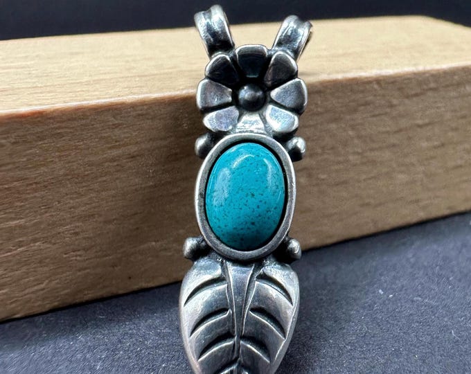 Carolyn Pollack Sterling Silver 925 Feather Flower and Turquoise Stone Native American Necklace Pendant