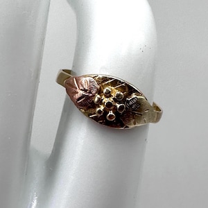Vintage Black Hills Gold Solid Gold Flower Ring Size 3
