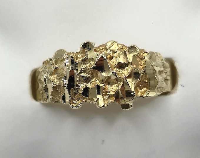 14K Gold Solid Ring with Abstract Chunky Design Size 8.25