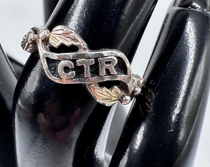 Vintage Black Hills Gold 12K Gold CTR Choose the Right Ring with Leaves Size 3.75