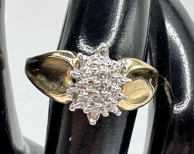 Vintage 10K Gold Diamond Cluster Ring Size 6.75