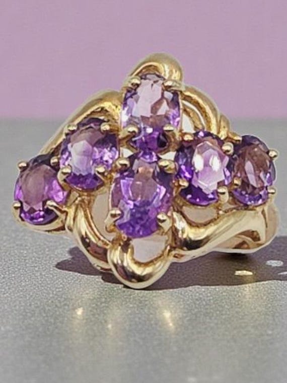 Solid 10K Yellow Gold Ring with Amethyst Cluster-… - image 1