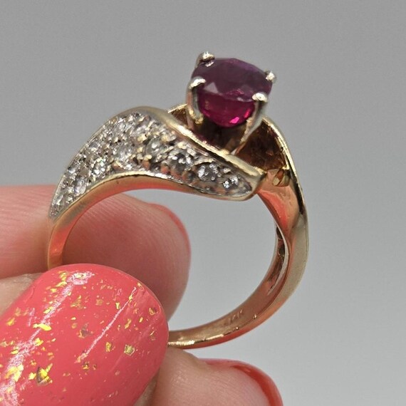 14k Solid Gold Rare Natural Ruby Ring with 24 Dia… - image 4