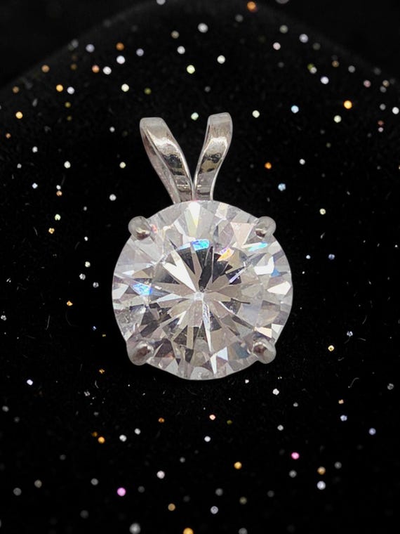 Solid 10K White Gold CZ Necklace Pendant - JCM Jacmel Jewelry Inc.