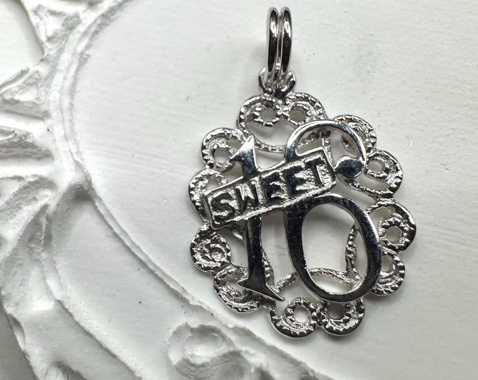 Sweet 16 Sterling Silver 925 Necklace Pendant