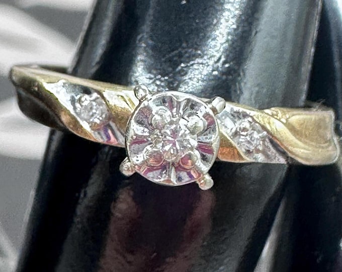 Vintage 14K Gold Diamond Ring Size 6