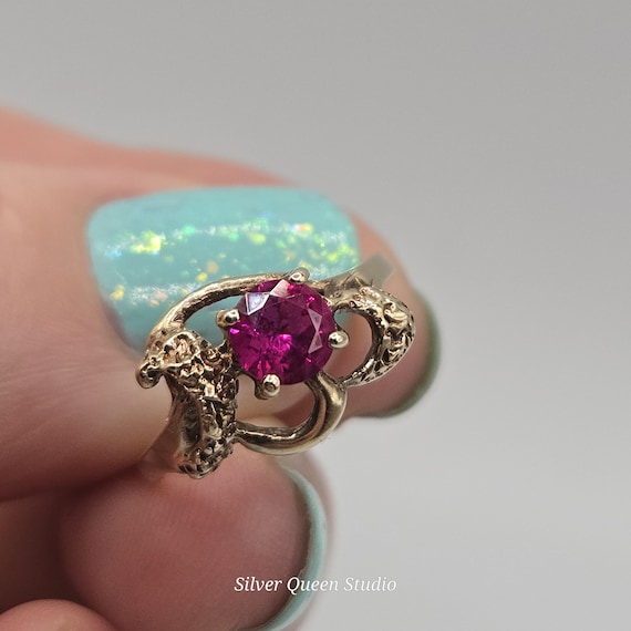 10k Solid Gold Ruby Ring, Sculptural Organic Sett… - image 6