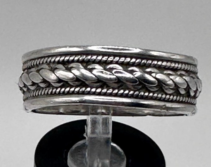 Vintage Sterling Silver Engraved Men's Ring Size 11