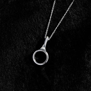 Handmade silver clarinet necklace for musicians, artisan jewelry made in France, old musical instrument ideal for a gift, unique