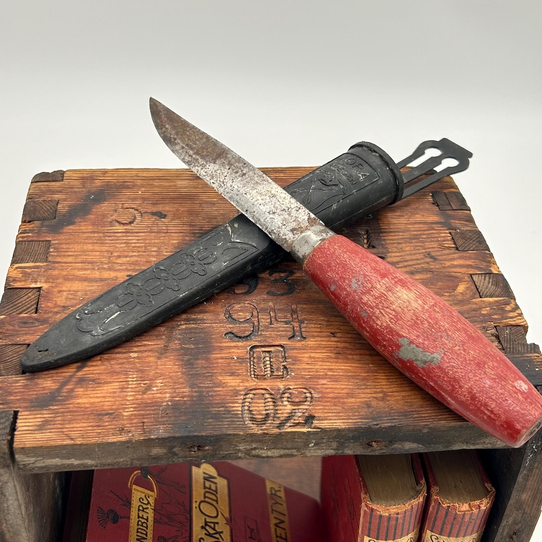 Vintage Swedish Mora Knife: Collectible Frost Laminated Steel