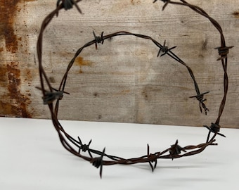 Rusty BARBED WIRE Vint. industrial farmhouse decor, art creative, for craft supplies, decor, wedding heart craft, for DIY, 1 m/39", 1 piece