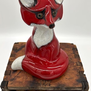 Swedish Ceramic NITTSJÖ FOX Large Figurine,  By Thomas Hellström, 1960, model number 6001
