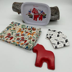 Swedish DALA HORSE/ Dalahäst tray/costers/baking form/kitchen towel, Vintage unique pieces with Dala Horse
