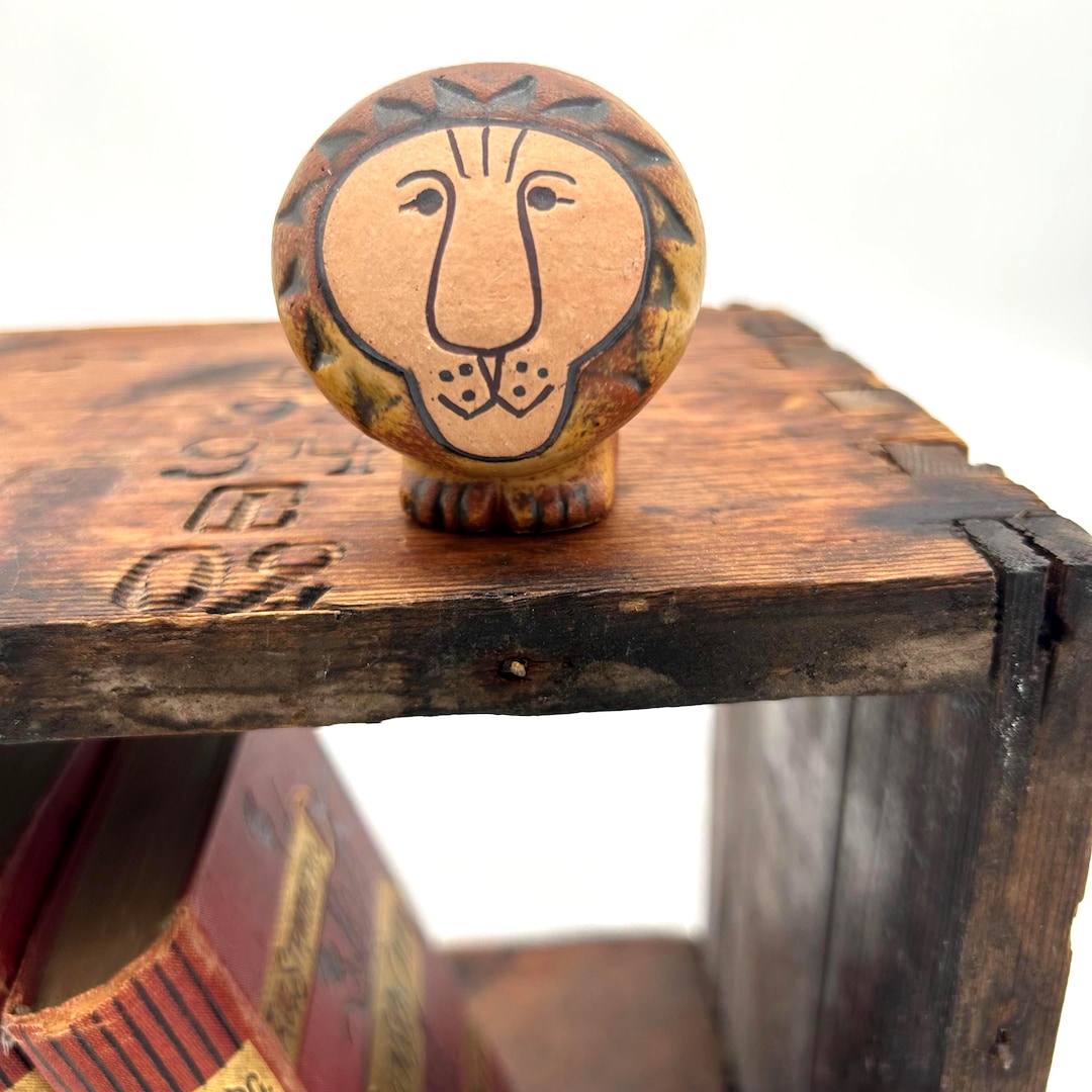 LISA LARSON Mini Lion Figurine, Part of the 