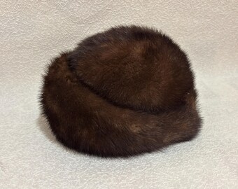 80s Vintage Brown Faux Fur Beret - Vegan Winter Hat - Etsy display picture 2