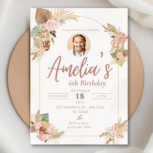 Boho Blumen-Geburtstagseinladung, rosa Boho Einladung, Boho Thema Geburtstagskind, Pampas Grass Party, bearbeitbare Canva Vorlage zum Ausdrucken