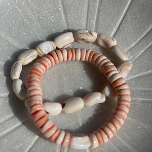 Conch Shell Bracelet - 1 Conch Shell stretch bracelet; choose your style