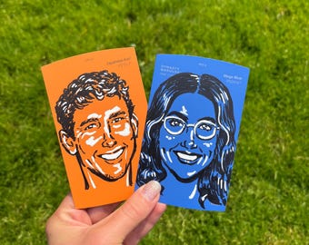 Beste Freunde – Farbmuster-Karikatur, individuelles Porträt: Handgezeichnete Miniaturkunst (7,6 x 12,7 cm)