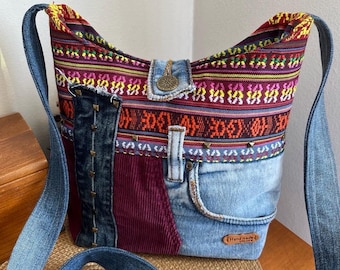 Sac à bandoulière en jean recyclé et tissu ethnique
