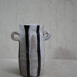 Black and White Ceramic Bud Vase | Unique Flower Vase | Small Flower Vase Pottery |  Modern | Minimalist Home Decor | Boho Vase