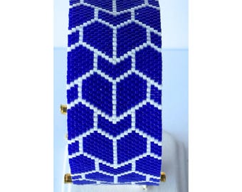 Handmade Peyote Stitch Beaded Cuff Bracelet – Navy Blue & White