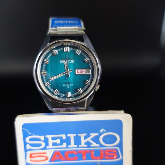 Vintage Rare Automatic Watch Seiko 5 Actus , Made in Japan