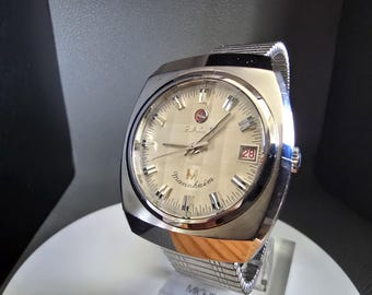 Vintage automatic watch Rado model Mannheim , made in Swiss , Mint !