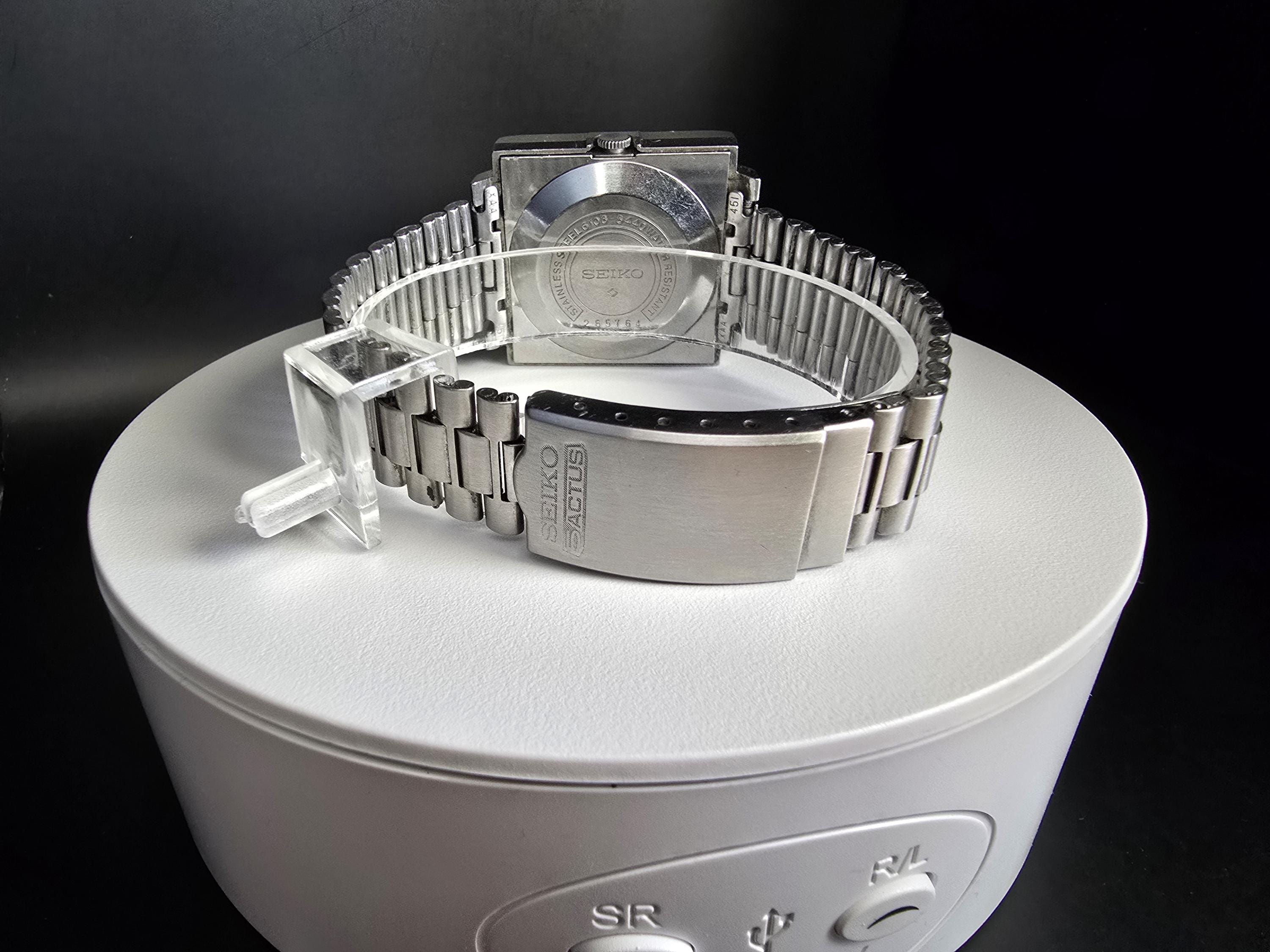 Vintage Seiko 5 Actus Watch, 23 Jewels, Square Face - Etsy