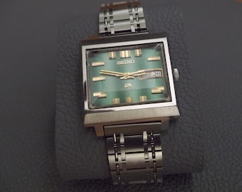 rare montre-bracelet rectangulaire vintage Seiko Lord Matic 5606-5080 fabriquée au Japon menthe