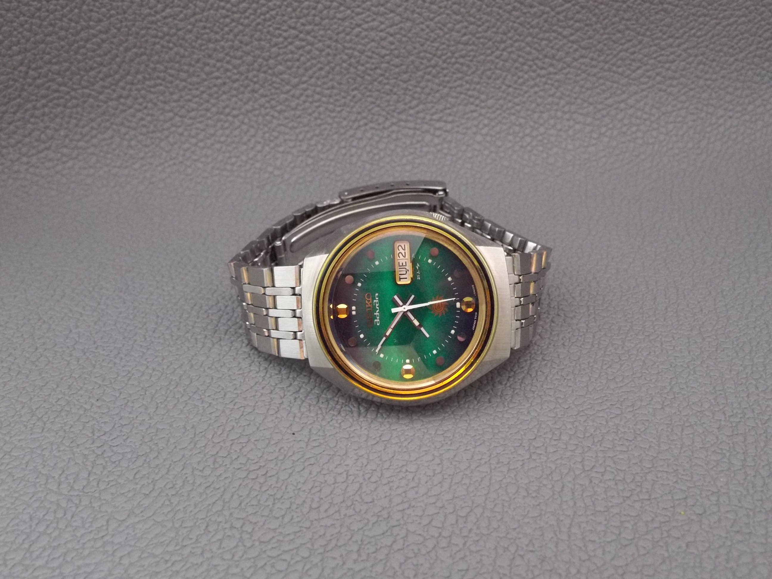 ヴィンテージ自動巻き腕時計 セイコー アドバン 日本製 25石 大変希少