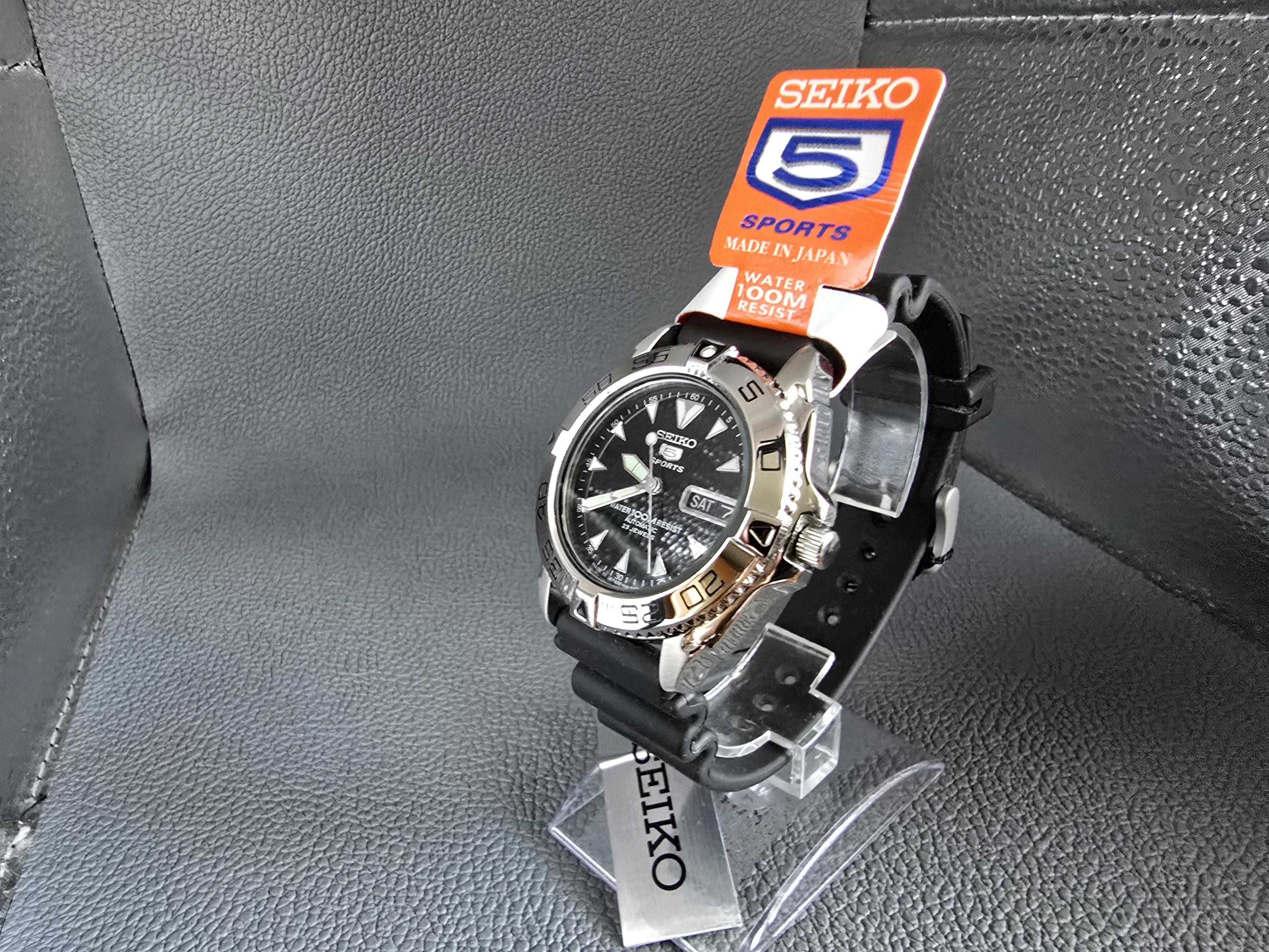 Seiko 5 Sports Automatic Diver Watch, 23 Jewels, Made in Japan - Etsy