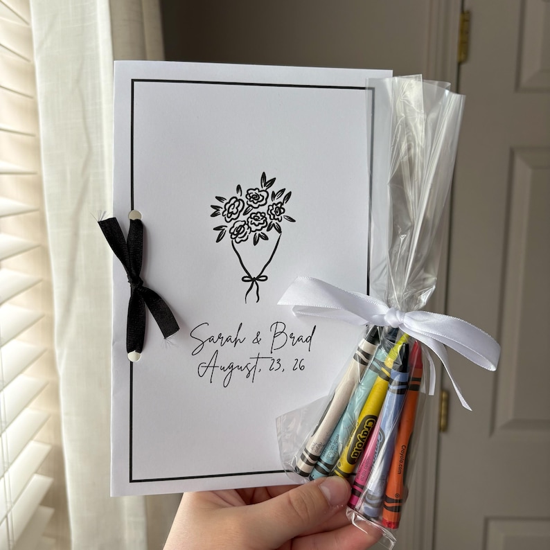Wedding Activity Busy Book Kids Party Gifts for Children at Weddings Custom Name Wedding Favors for Kids Coloring Wedding Booklet Children Bild 10