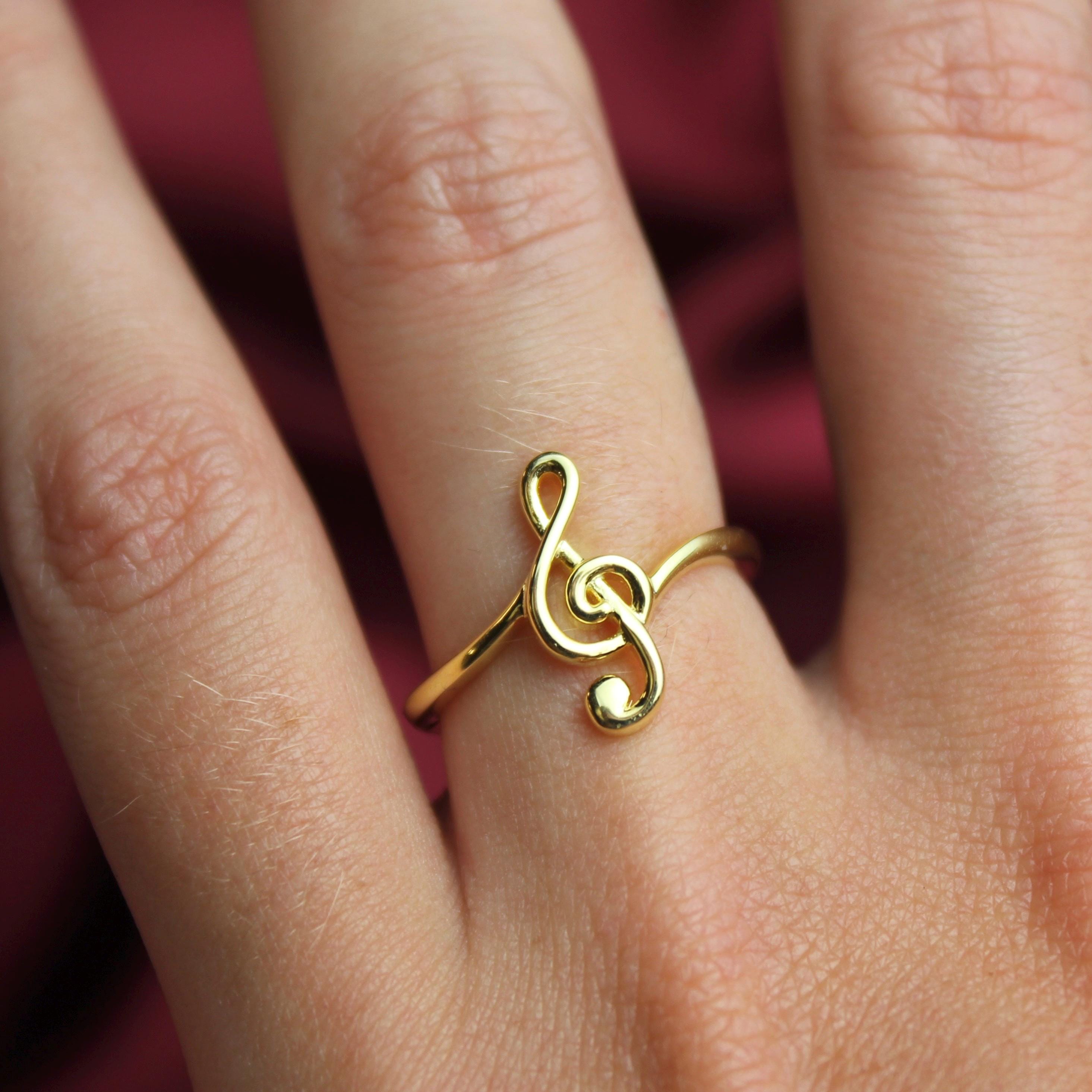 Treble Clef Diamond Ring – 14k White Gold Music Note Ring For Women & Men