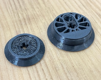 LEGO Compatible 3D Printed Train Wheels (8x thin No. 5 or 4x No. 7 with traction band)