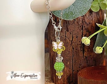 Daisy Flower Tumbler Charm: Acrylic Beads & Butterfly