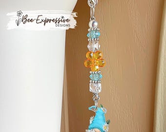 Handmade Daisy Gnome Tumbler Charm Chain: Acrylic Beads, Silver Spacers