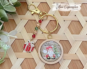 Handmade, Christmas Gnome Cabochon Keychain: Beaded tassel, gift / present charm
