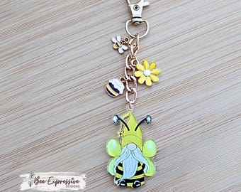 Handmade, Bumble Bee Gnome, Charm Chain: Bee, Honeypot, Yellow Daisy, Charms