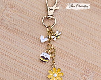 Handmade, Bee, Charm Chain: Honey Pot, Heart, Bee, Daisy, Charms