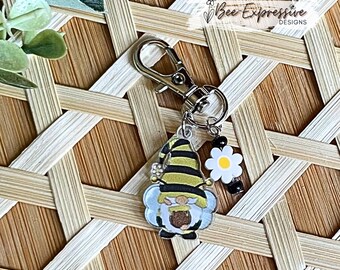 Handmade, Bumble Bee Gnome, Bag Charm Chain: White Daisy Flower Bead, Acrylic Gnome