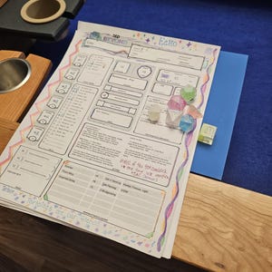 Wyrmwood Player DESK Acessório de mesa, mesa de jogo modular e compatível com Prophecy, acessórios para jogos de tabuleiro