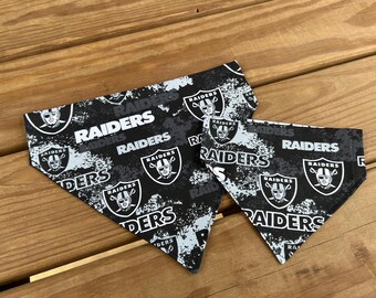Slip-on Bandana made from licensed Raiders fabric